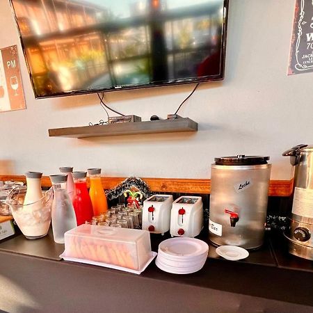 Hotel Alma Pura 푸에르토이과수 외부 사진
