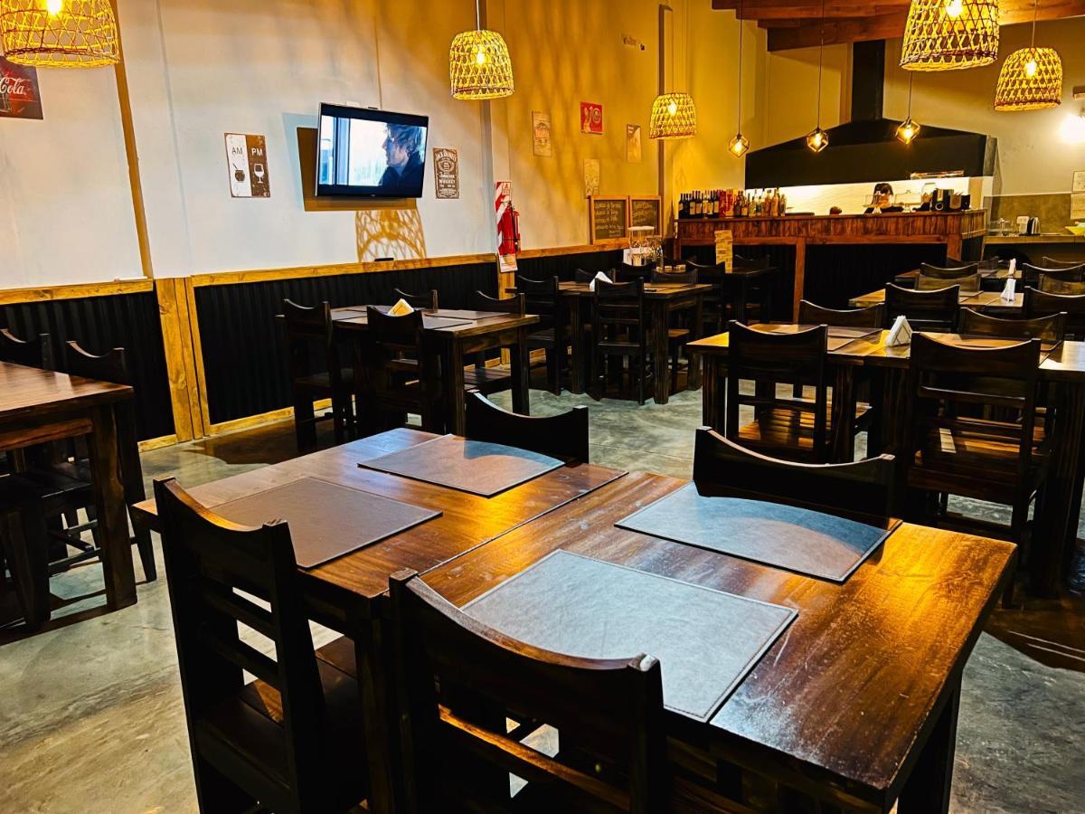 Hotel Alma Pura 푸에르토이과수 외부 사진